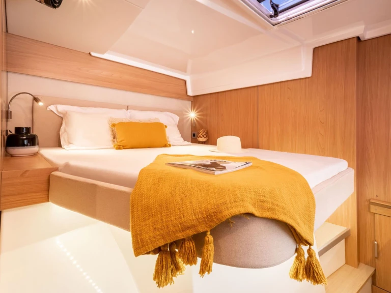 Bali Bali 4.0 charter bareboat or captained in  Le Marin