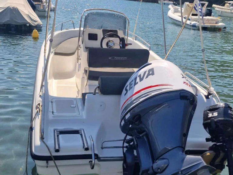 Rent a Poseidon BLU WATER 185 Laganas