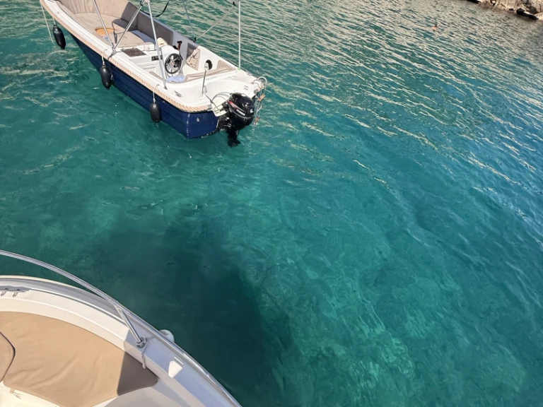 Valory Valory 475 charter bareboat or captained in  Marseille