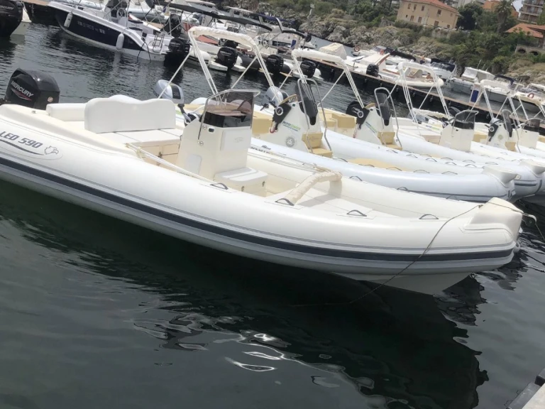 Nautica Led Nautica Led 590 charter bareboat or captained in  Favignana