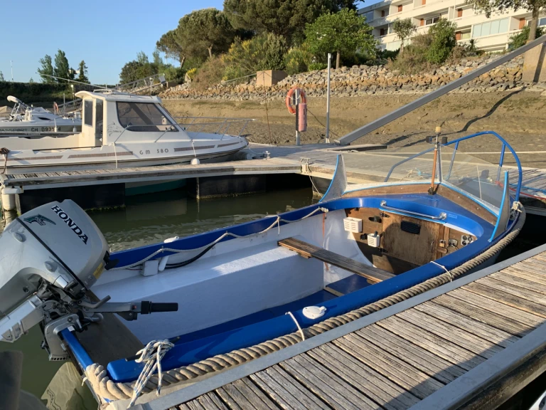 Boat rental Kirie Armen in La Baule-Escoublac on Samboat