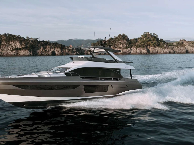 Bareboat Rental Luxury Yacht Azimut with a boat licence