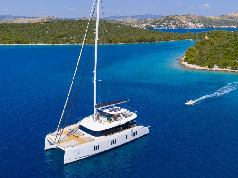 Sunreef HONEYBIRD charter bareboat or captained in  Šibenik