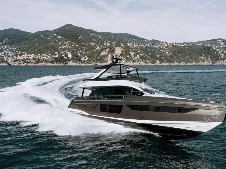 Luxury Yacht for rent Zadar at the best price