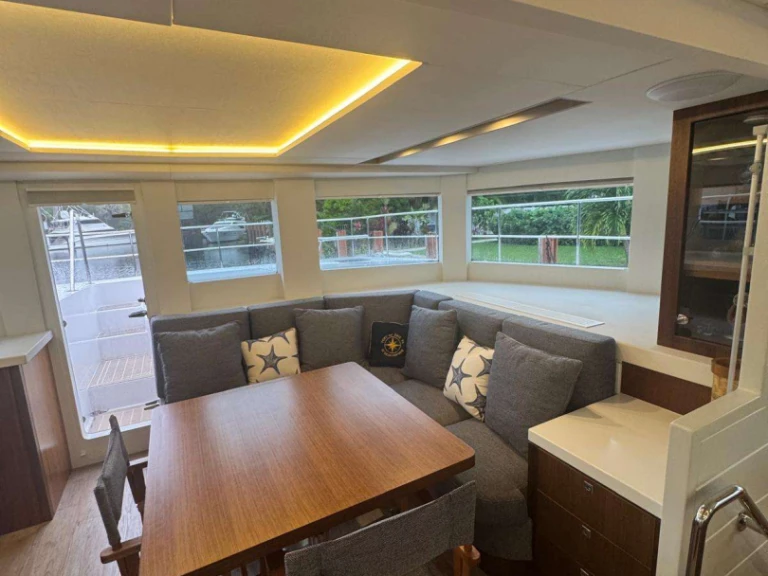 Bareboat Rental Luxury Yacht Two Oceans with a boat licence