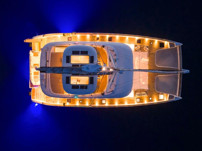 Luxury Yacht for rent Šibenik at the best price