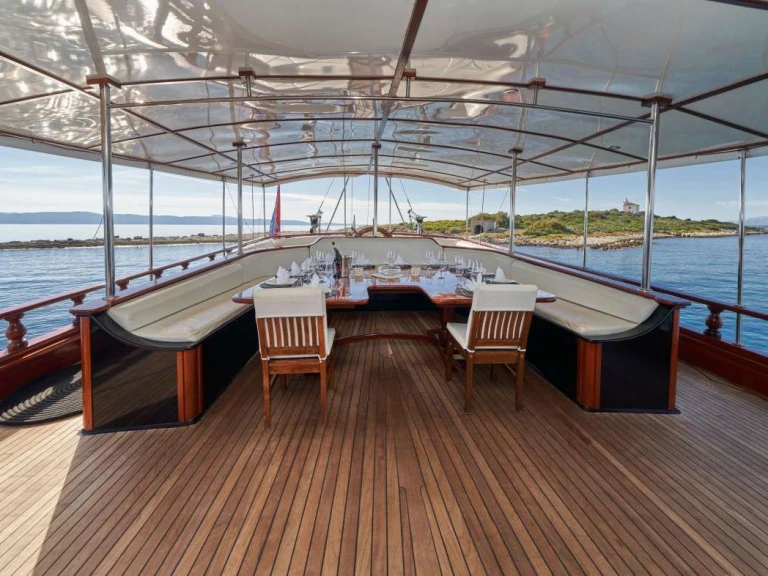Rent a Custom STELLA MARIS Split