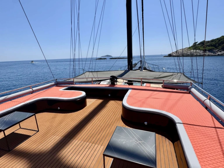 Luxury Yacht rental in Split - Custom STELLA MARIS