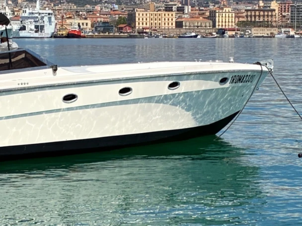 Yacht charter Catania cheap Freeway 43 