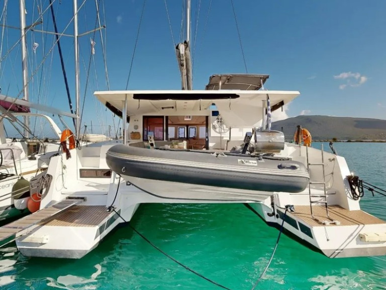 Rent a Fountaine Pajot Isla 40 Paros (Island)