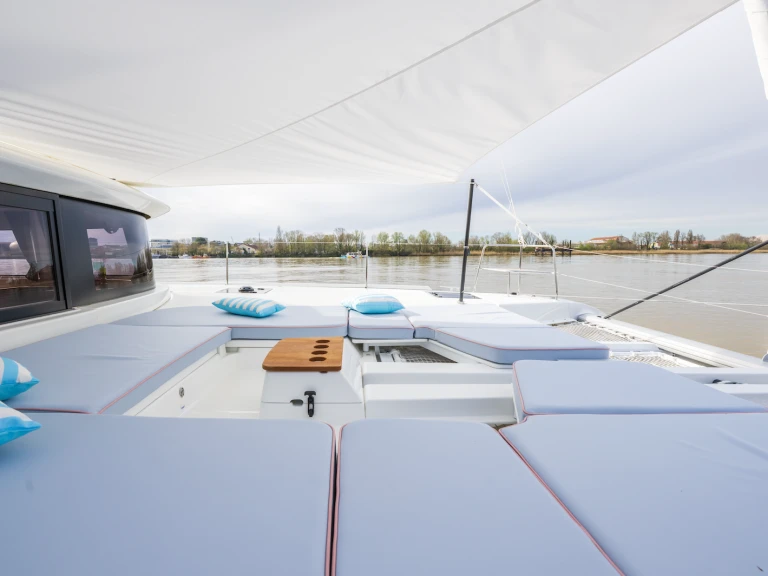 Yacht charter Playa Sardinera cheap Lagoon 46