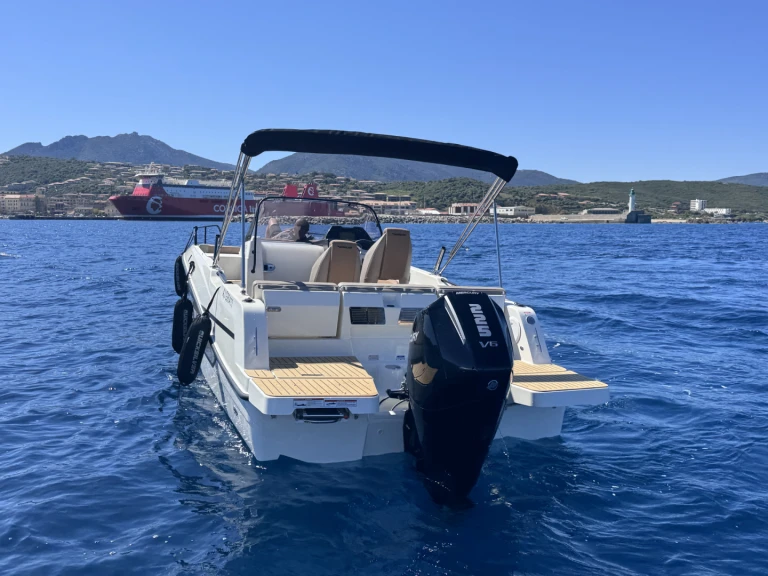 Motorboat for rent Propriano at the best price