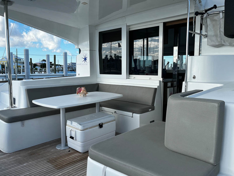 Catamaran rental in Road Town - Lagoon Lagoon 40