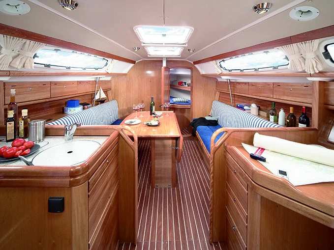 Sailboat rental in Tribunj - Bavaria Bavaria 39 Cruiser