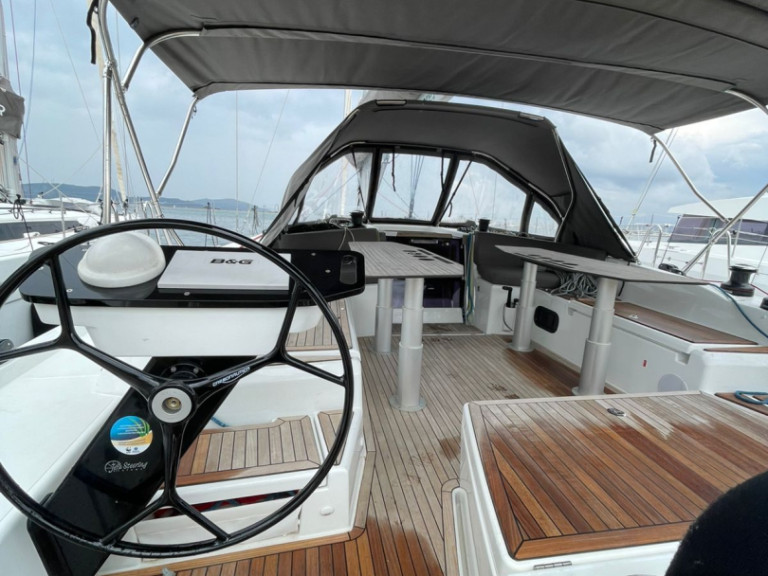Dufour Dufour 48 charter bareboat or captained in  Préveza