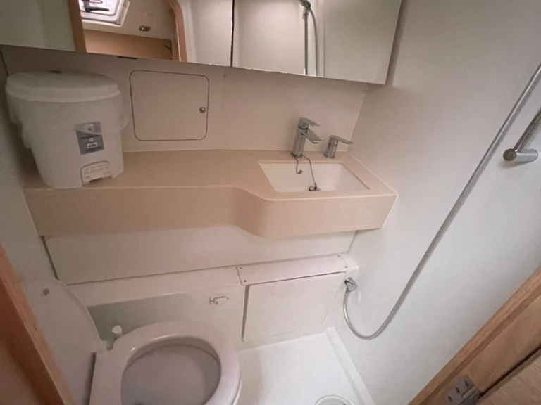 Rent a Dufour Dufour 48 Préveza