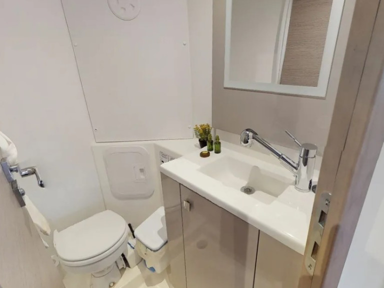 Catamaran for rent Paros (Island) at the best price