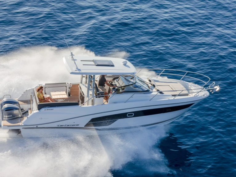 Motorboat rental with or without captain Jeanneau Palma de Mallorca