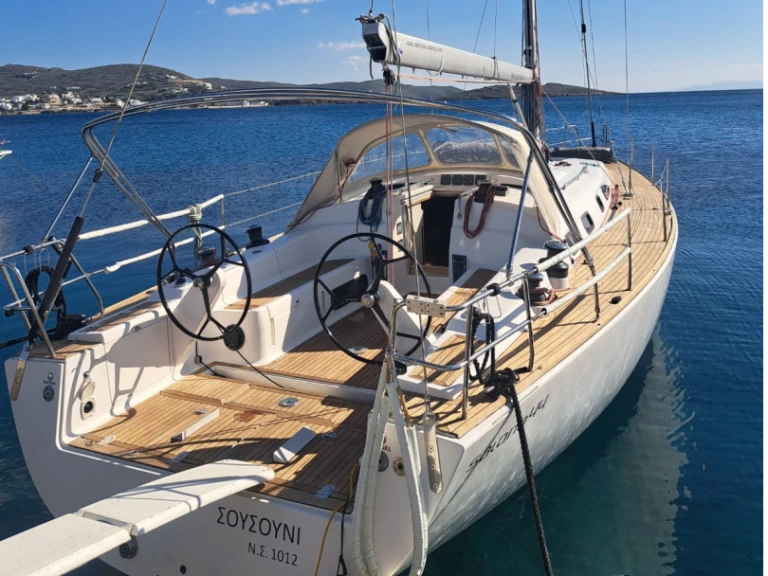 Sailboat rental with or without captain Salona Syros Port