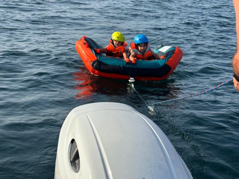 Boat rental Zodiac Medline 6.8 in Arzon on Samboat