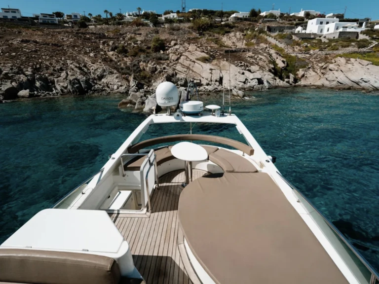 Rent a Ferretti Ferretti 480 Mykonos (City)
