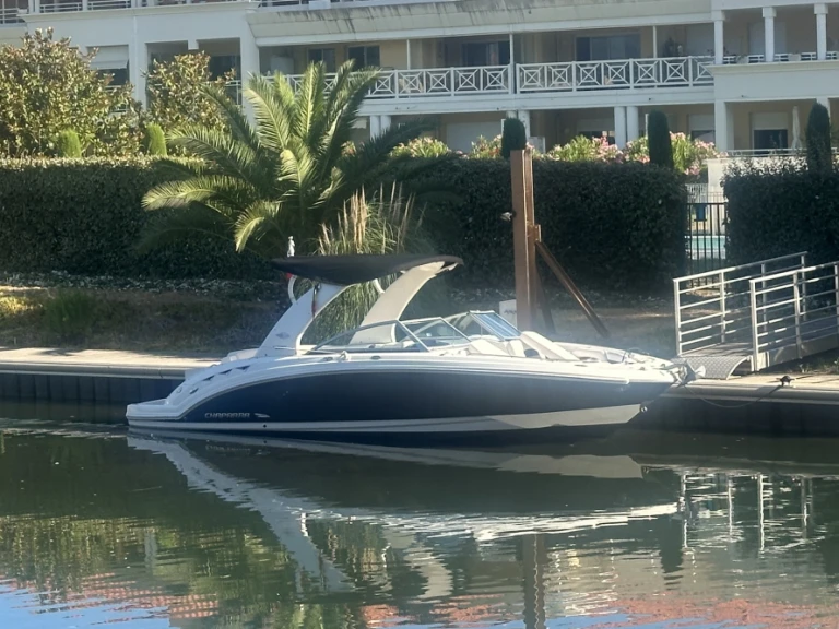 Motorboat rental in Mandelieu-la-Napoule - Chaparral Sunesta 264