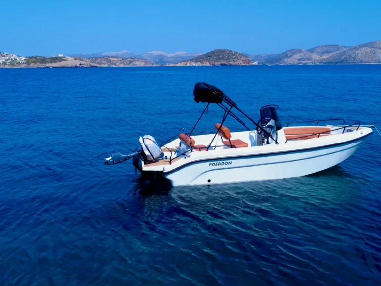 Boat rental Poseidon Blu Water 170 in Anavyssos on Samboat