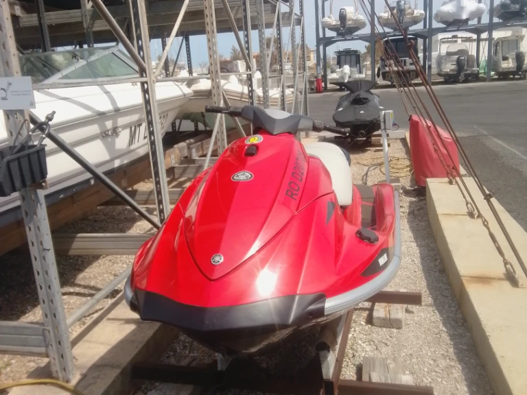 Yamaha Yamaha VX in Port Leucate on SamBoat