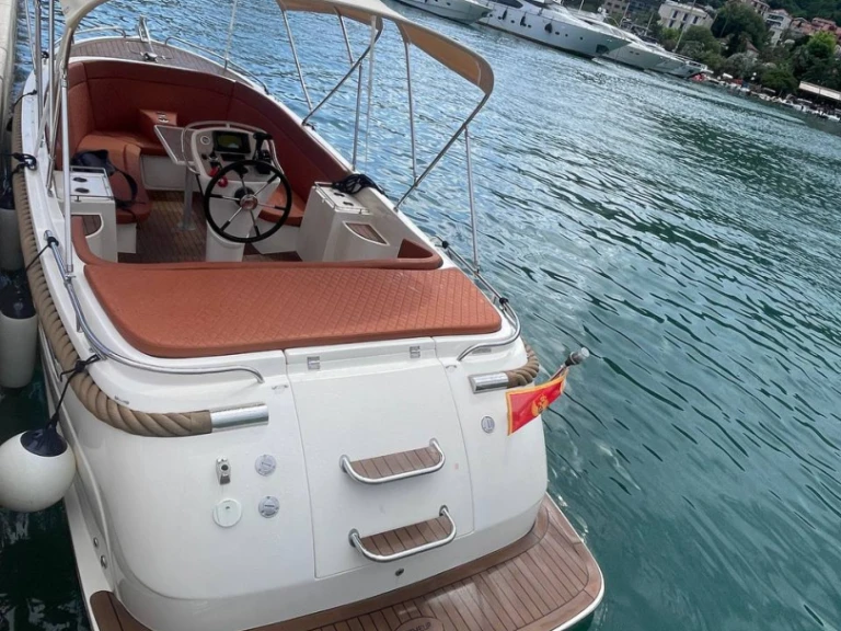 Motorboat rental in Budva - Truszczynscy boats Primeur 715