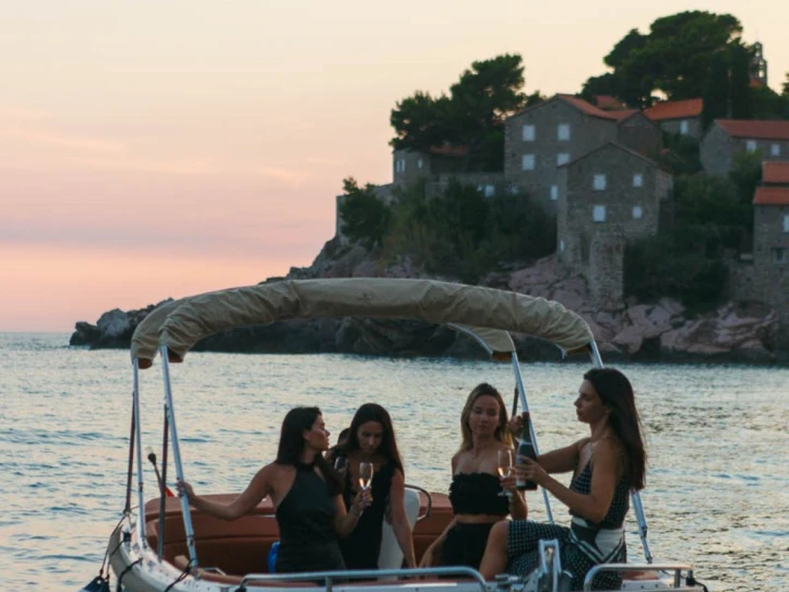 Boat rental Truszczynscy boats Primeur 715 in Budva on Samboat