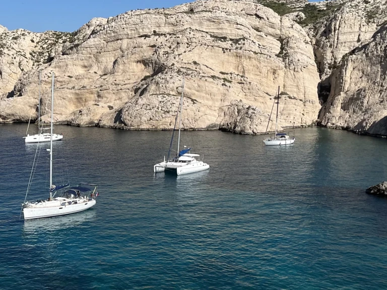 Bareboat Rental Catamaran Fountaine Pajot with a boat licence