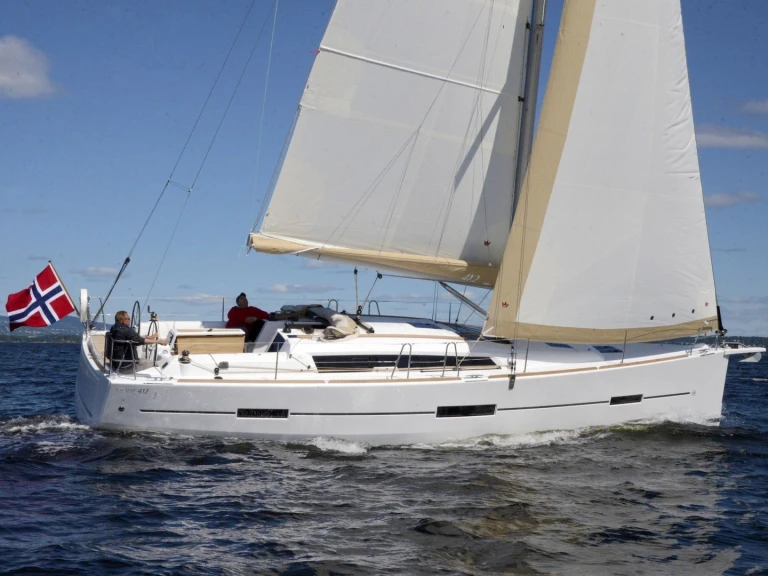Sailboat rental with or without captain Dufour Parham Town