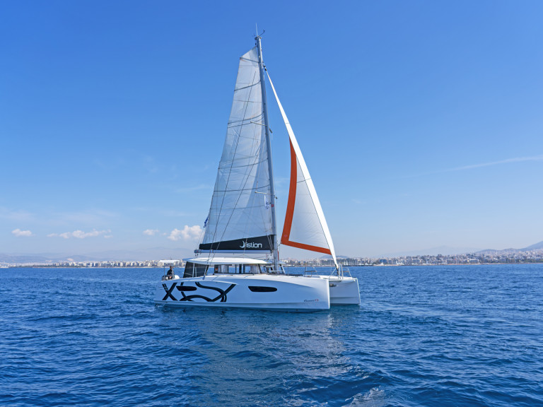 Excess Excess 13 - 4 + 2 cab. in Alimos on SamBoat