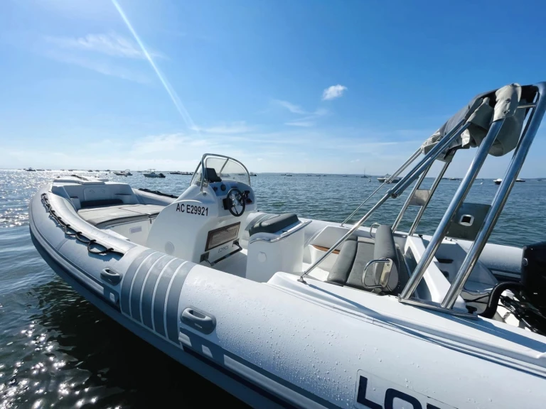 RIB for rent Lège-Cap-Ferret at the best price