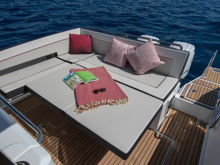 Rent a Jeanneau Cap Camarat 9.0 WA Marina de Palamós