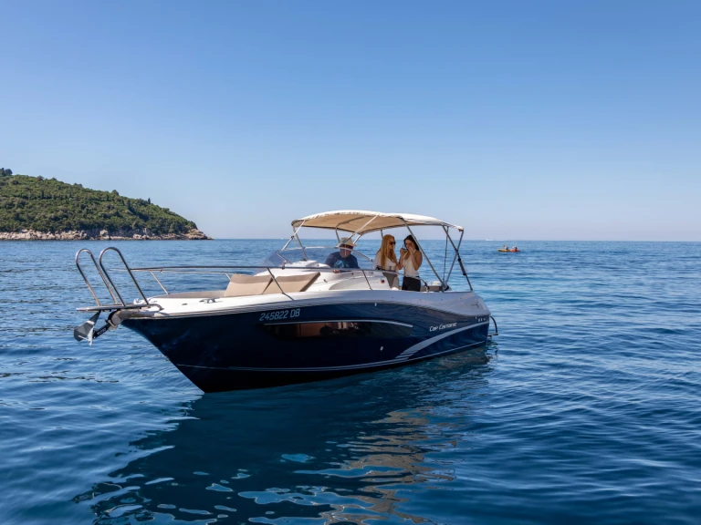 Motorboat rental with or without captain Jeanneau Dubrovnik