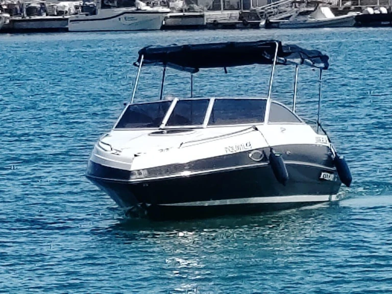 Motorboat rental with or without captain Four Winns Vilanova i la Geltrú