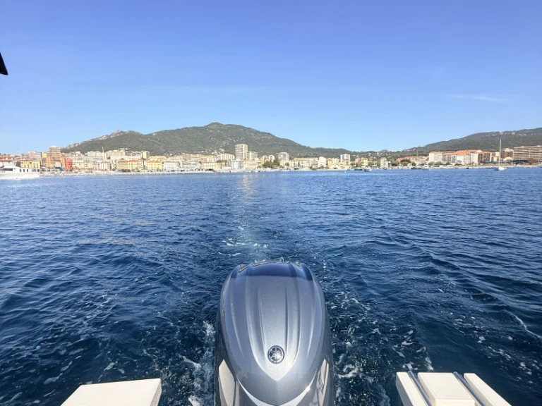 Rent a Pacific Craft Pacific Craft 625 Open Trendy Ajaccio
