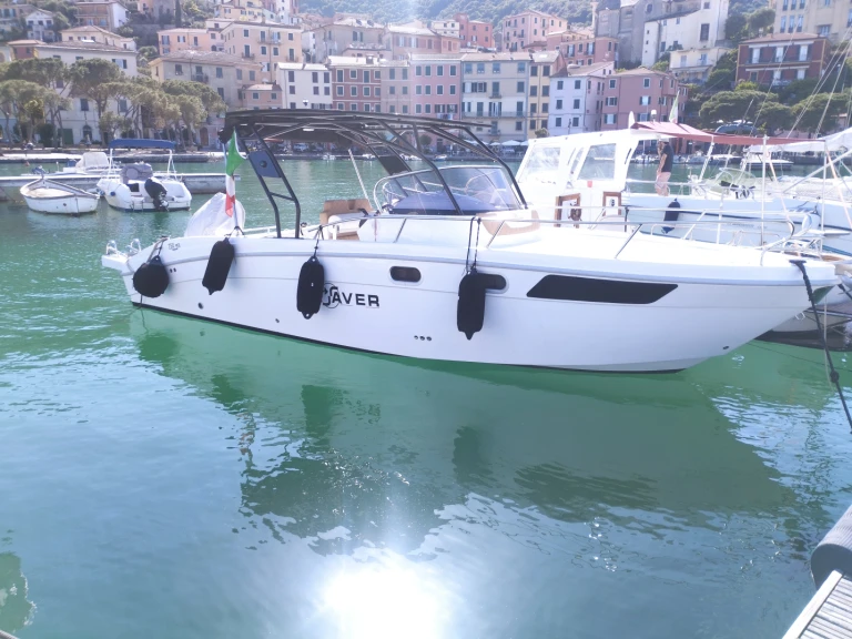 Bareboat Rental Motorboat Saver with a boat licence