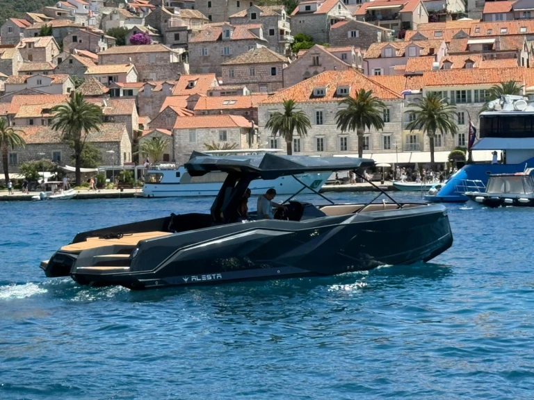 Motorboat for rent Hvar at the best price