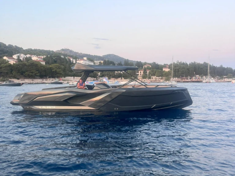 Yacht charter Hvar cheap Raptor