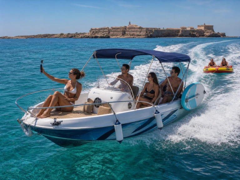 Rent a Bénéteau Flyer 550 Port of Alicante