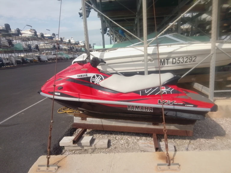 Yacht charter Port Leucate cheap Yamaha VX