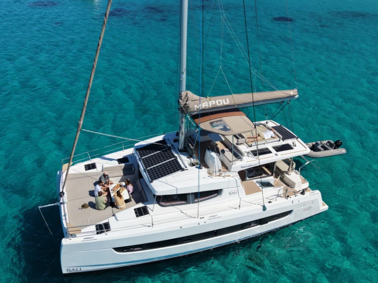Lagoon Lagoon 450 F in Hyères on SamBoat