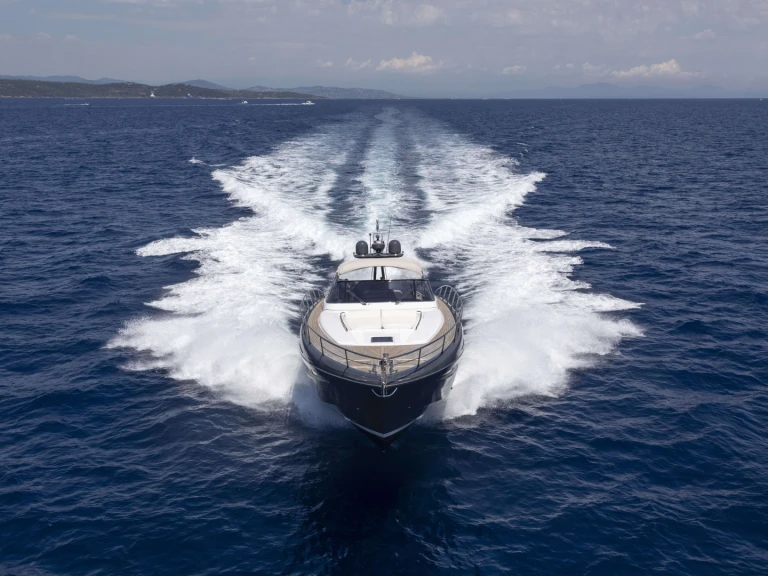 Luxury Yacht for rent Saint-Tropez at the best price