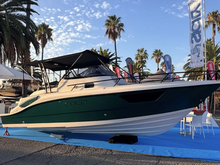 Eolo Eolo 7.9 charter bareboat or captained in  Marina d'Arechi