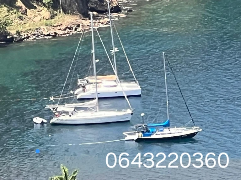 Bareboat Rental Sailboat Jeanneau with a boat licence