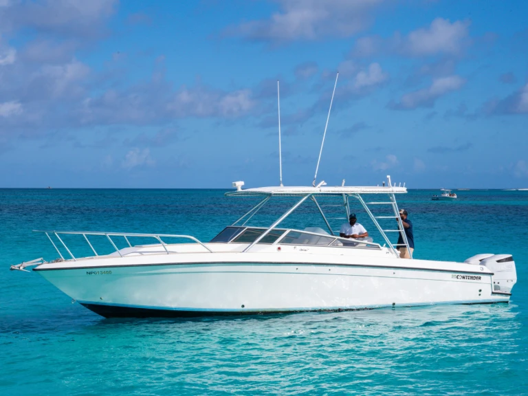 Yacht charter Nassau cheap Side Console