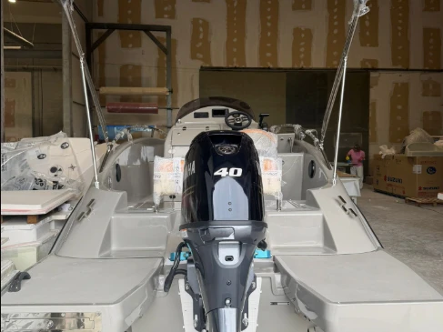 Boat rental Clear Aries Open L in Angera on Samboat