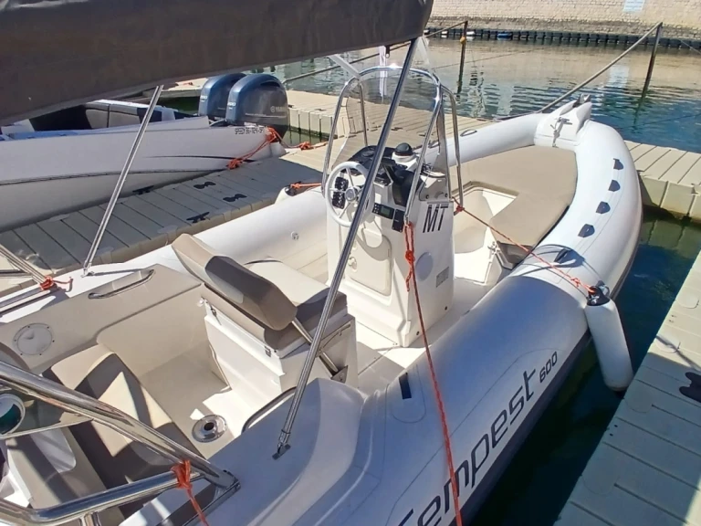 RIB rental with or without captain Capelli Portimão